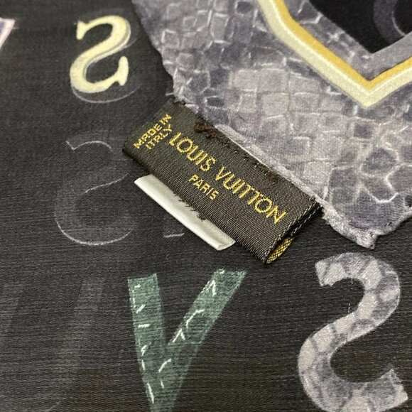 LOUIS VUITTON Black Gray Multi Scarf 237-042425 - Picture 5 of 5